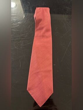 Bijan Tie Mens Red 100% Silk Italy Made Luxury Vtg